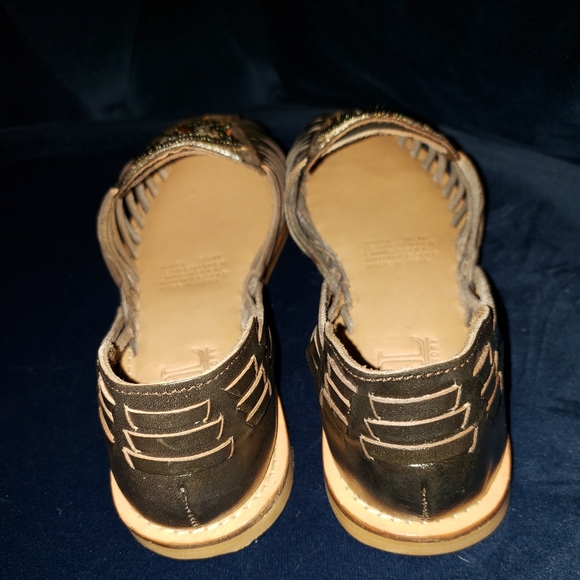 NWOT CL Chinese Laundry Nandi Beaded Hurraches!!!! - Picture 6 of 7